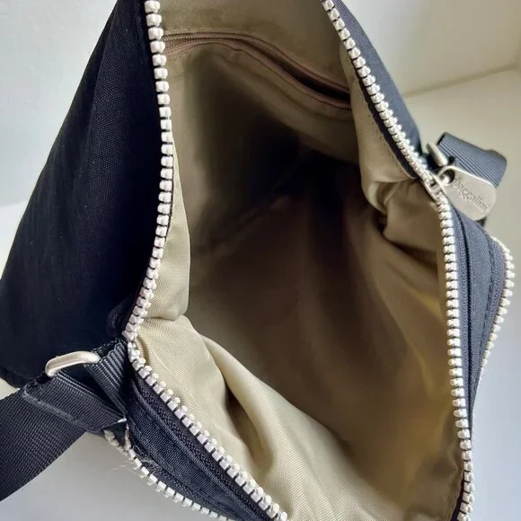 Like new! Baggallini Crossbody Nylon Travel Bag - Picture 8 of 8